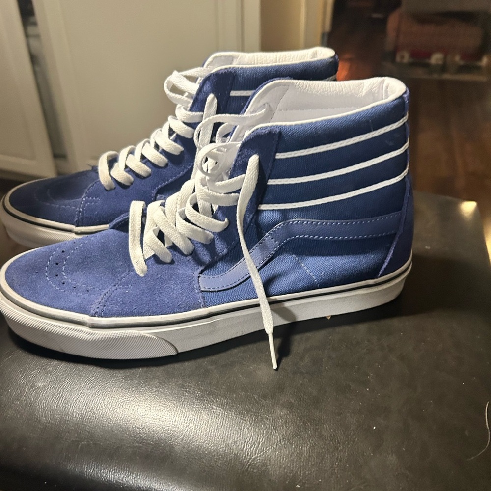 Van’s classic high-tops in navy blue, NWOT, men’s size 9, never worn.